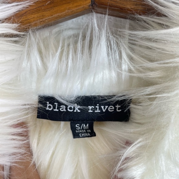 Women’s Black Rivet Poncho - Picture 6 of 6